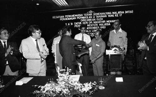 KL10_04022015_BUKA_MTSU