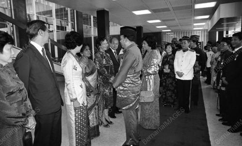 KL10_04022015_PENGURNIAAN_BINTANG