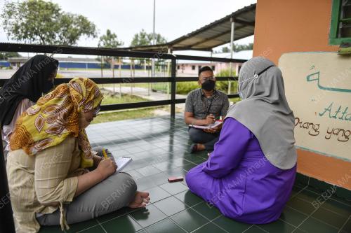 RINDU LEBARAN PENGHUNI PUSPEN