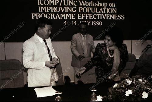 DATUK DR SITI ZAHARAH
