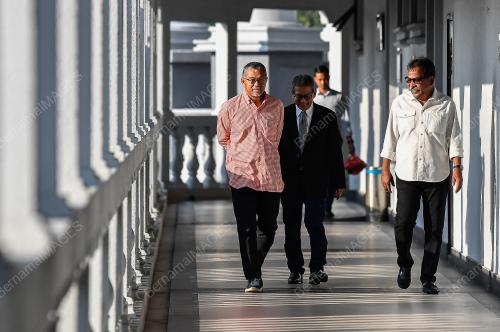 DATUK SERI AZLAN MAN