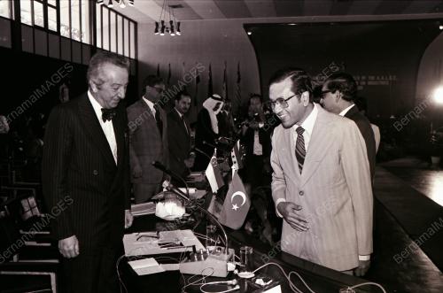 DATUK SERI DR. MAHATHIR BIN MOHAMAD