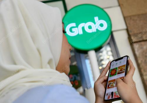 DIGITAL DALAM PEMBANGUNAN PELANCONGAN
