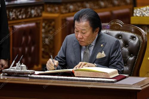 SENATOR DATUK BOBBEY AH FANG SUAN