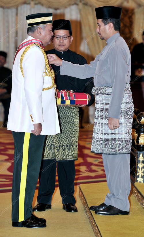 TUANKU MIZAN ZAINAL ABIDIN
