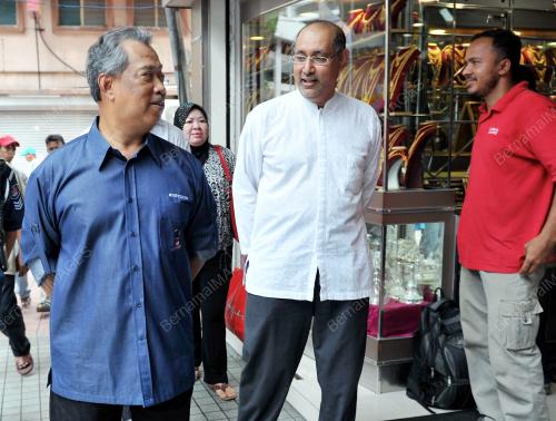 KL10_05082012_BAZAR