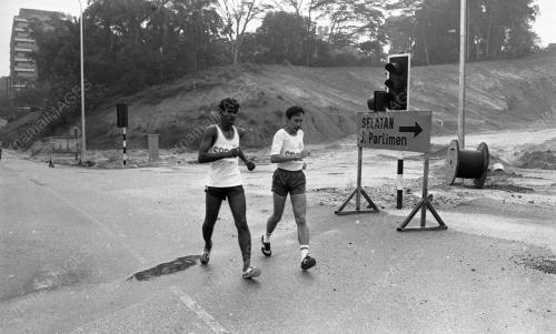 KL10_07042015_LUMBA_JALAN