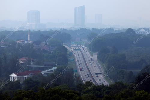 TINJAUAN PLAZA TOL SUNGAI BESI