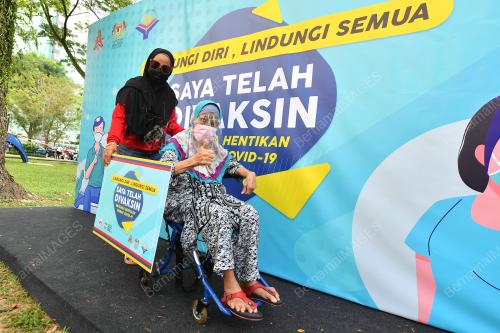 TRAK VAKSIN BERGERAK
