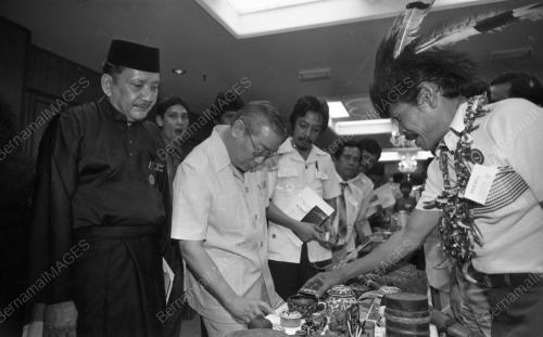 KL10_07092015_PAMERAN_TRADISIONAL