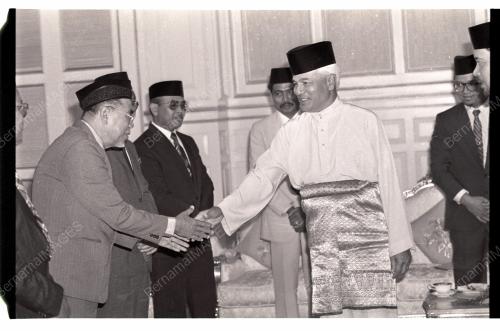 Agong Mengadap YDP Melaka