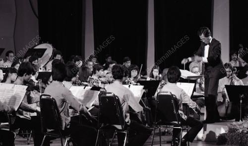 KL10_08012015_AGONG_ORKESTRA