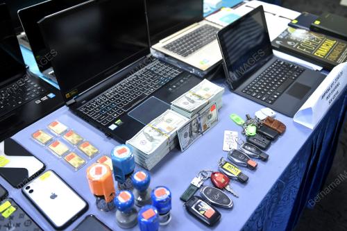 TANGKAPAN RAMPASAN SINDIKET PENIPUAN