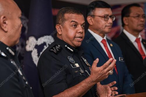 DATUK SERI AYOB KHAN MYDIN PITCHAY