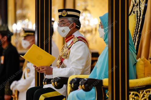 AL-SULTAN ABDULLAH RI'AYATUDDIN AL-MUSTAFA BILLAH SHAH