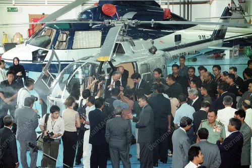 NAJIB TUN RAZAK