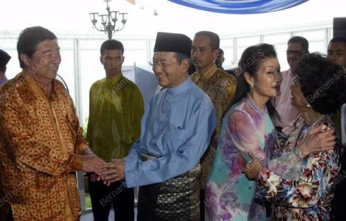 TUN MAHATHIR MOHAMAD