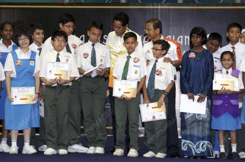 KL10_08052014_KHAIRY_PELAJAR