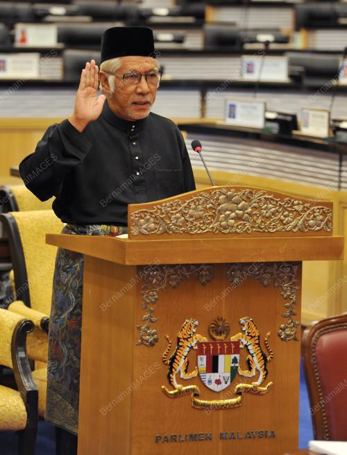 KL10_08062012_ANGKAT_SUMPAH