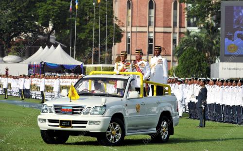KL10_08062013_AGONG