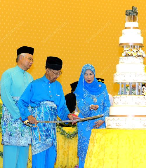 KL10_08062014_JAMUAN_TEH