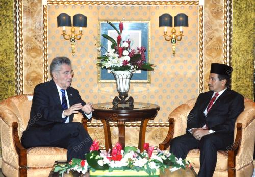 TUANKU MIZAN ZAINAL ABIDIN