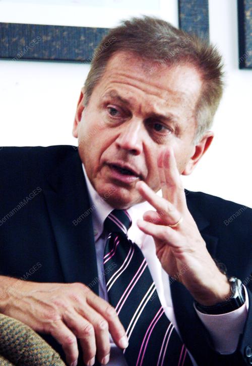 HAROLD J RAVEHE