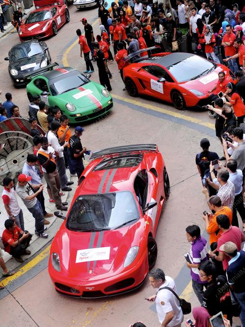 KL10_08122012_SUPERCAR