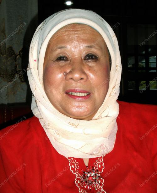 DATUK SITI MAZENAH SAAT