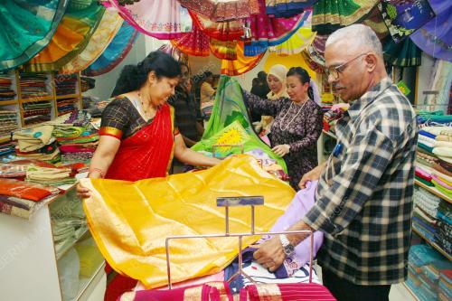 PERSIAPAN DEEPAVALI