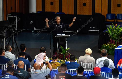 DATUK SERI MOHD SHUHAILY MOHD ZAIN