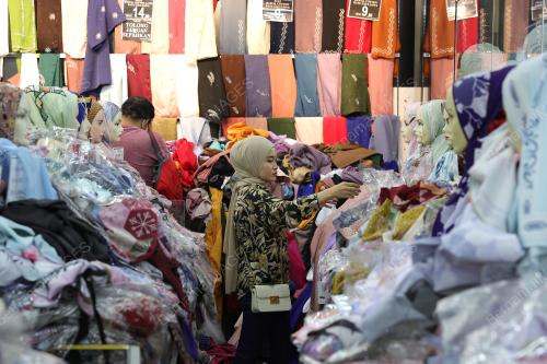 TINJAUAN PERSIAPAN HARI RAYA