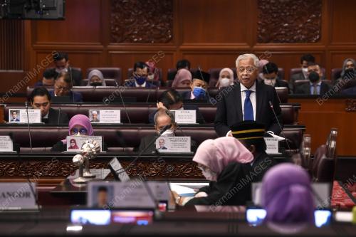 DATUK SERI ISMAIL SABRI YAAKOB
