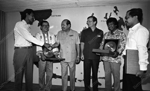 KL10_09102015_PINGAT