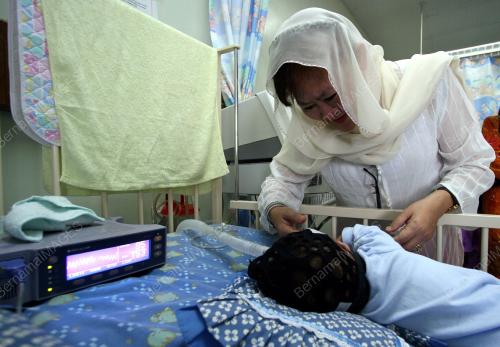 AZIZAH ABD SAMAD