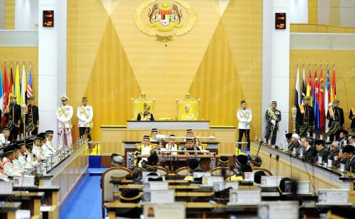 KL10_10032014_AGONG_PARLIMEN
