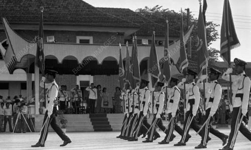 KL10_10032015_PERBARISAN