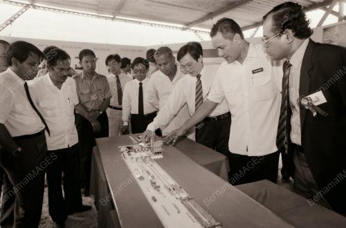 TAN SRI MUHAMMAD MUHAMMAD TAIB