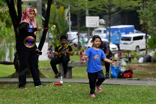 TINJAUAN KELUARGA MALAYSIA