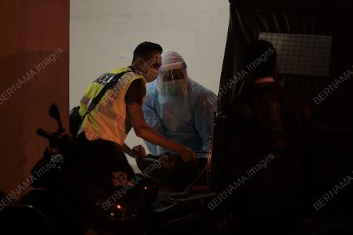 MANGSA TANAH RUNTUH