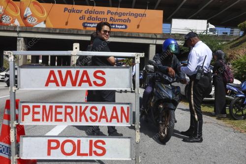 OPS LALULINTAS LEBUHRAYA PERSEKUTUAN
