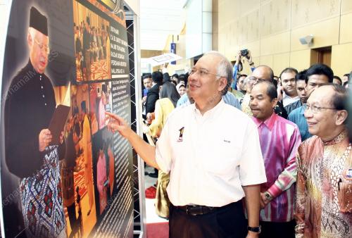 MOHD NAJIB TUN ABDUL RAZAK