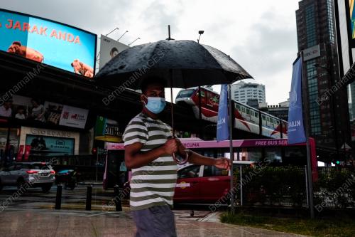 TINJAUAN CUACA HUJAN DI IBU KOTA