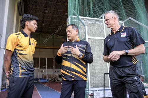 DATUK MOHD HAMIDIN MOHD AMIN