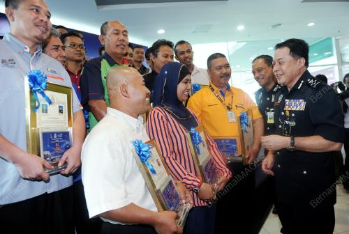 KL10_11082014_ANUGERAH