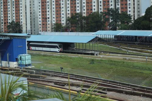 LRT KELANA JAYA TERGENDALA