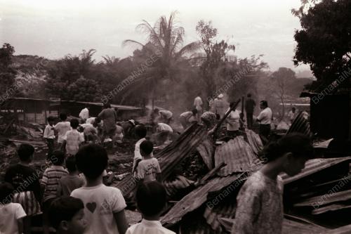 KEBAKARAN DI KAMPUNG DELIMA