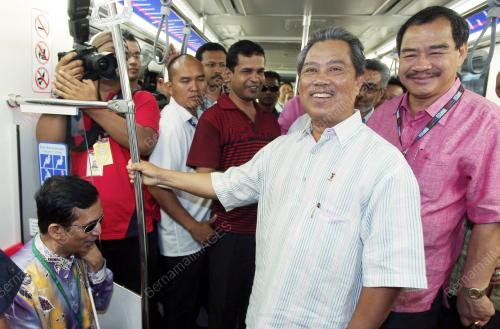 KL10_12022011_MUHYIDDIN