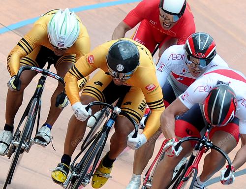 KL10_12022012_ACC