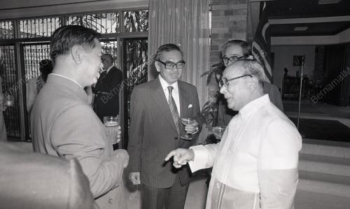 HARI KEBANGSAAN FILIPINA